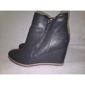 SOUL NATURALIZER Women Black Wedge Ankle Booties Side Zip Size 9M